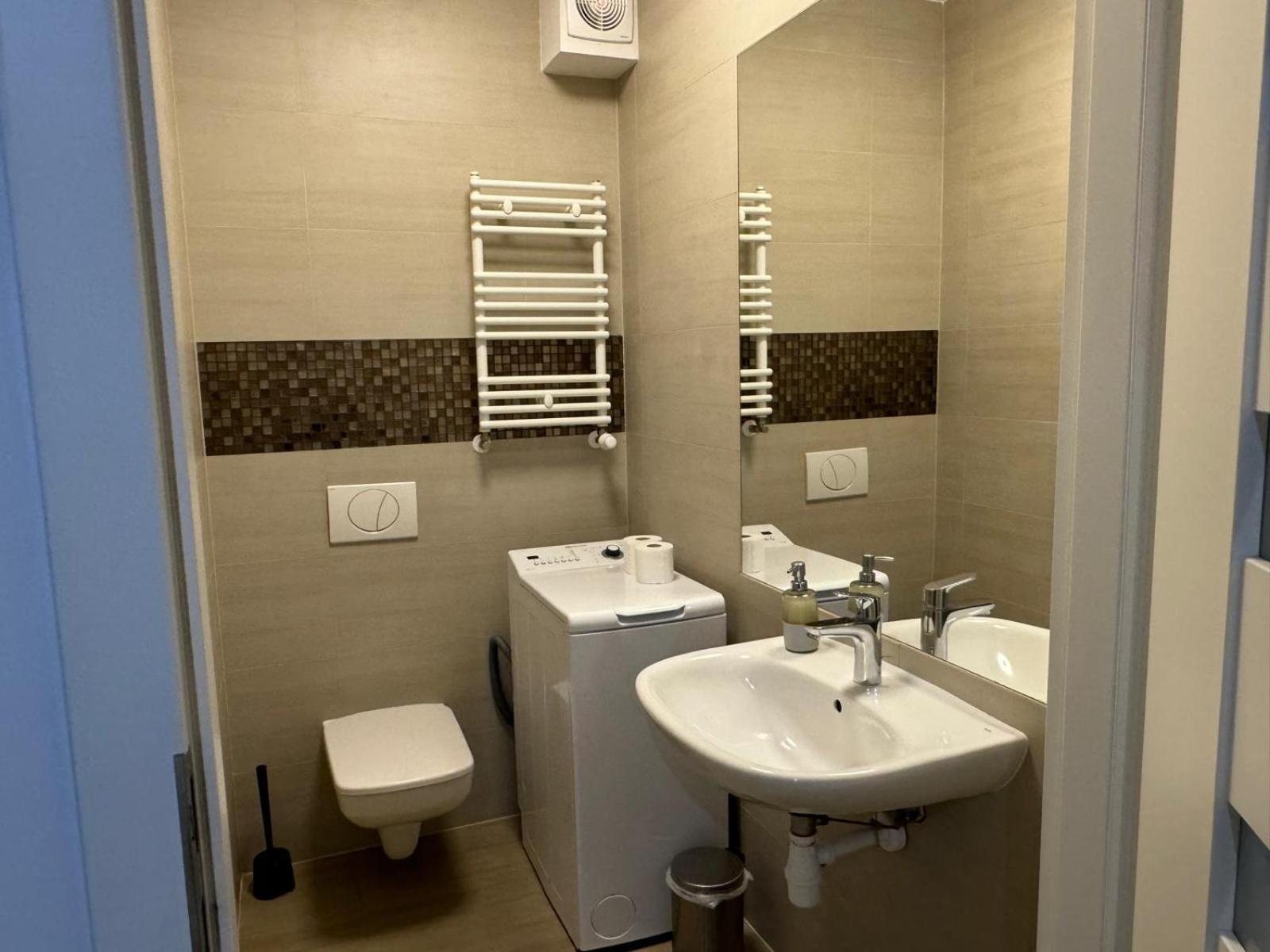 Seaside Bond 007 Apartament